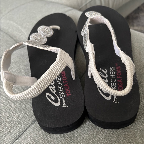 Skechers Women's Silver Embellished Yoga Sandals - Picture 3 of 4